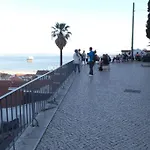 Διαμέρισμα Alfama Stunning River And Historic Views 2bedrooms & 2bathrooms Ac Balcony 18th Century Building