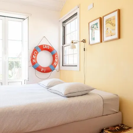 Διαμέρισμα Alfama Stunning River And Historic Views 2bedrooms & 2bathrooms Ac Balcony 18th Century Building *
