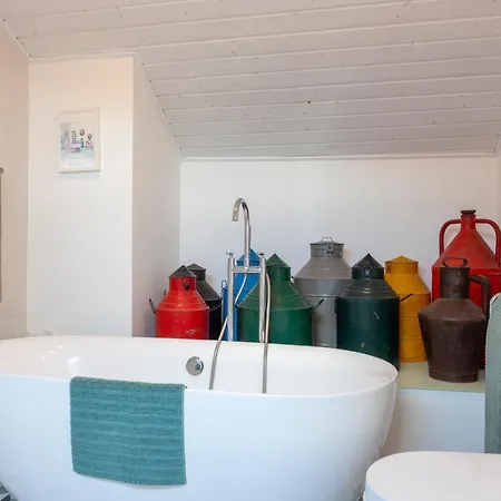 Alfama Stunning River And Historic Views 2bedrooms & 2bathrooms Ac Balcony 18th Century Building Apartament