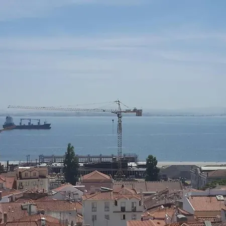 Apartmán Alfama Stunning River And Historic Views 2bedrooms & 2bathrooms Ac Balcony 18th Century Building *