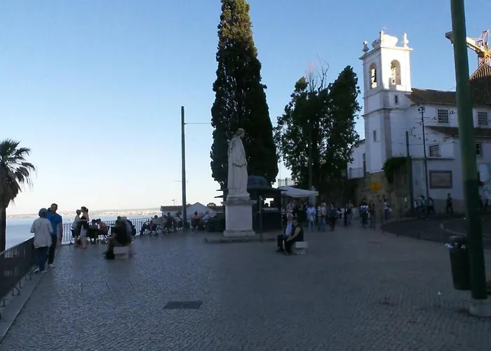 Alfama Stunning River And Historic Views 2bedrooms & 2bathrooms Ac Balcony 18th Century Building *