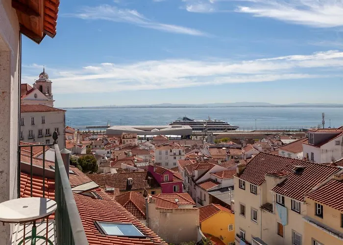 Lejlighed Alfama Stunning River And Historic Views 2bedrooms & 2bathrooms Ac Balcony 18th Century Building