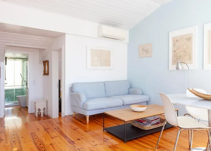 Lejlighed Alfama Stunning River And Historic Views 2bedrooms & 2bathrooms Ac Balcony 18th Century Building Lisboa