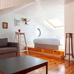 Alfama Stunning River And Historic Views 2bedrooms & 2bathrooms Ac Balcony 18th Century Building *