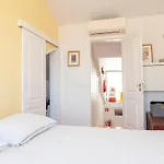 Alfama Stunning River And Historic Views 2bedrooms & 2bathrooms Ac Balcony 18th Century Building *