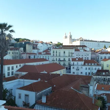 Alfama Stunning River And Historic Views 2bedrooms & 2bathrooms Ac Balcony 18th Century Building Apartamento *